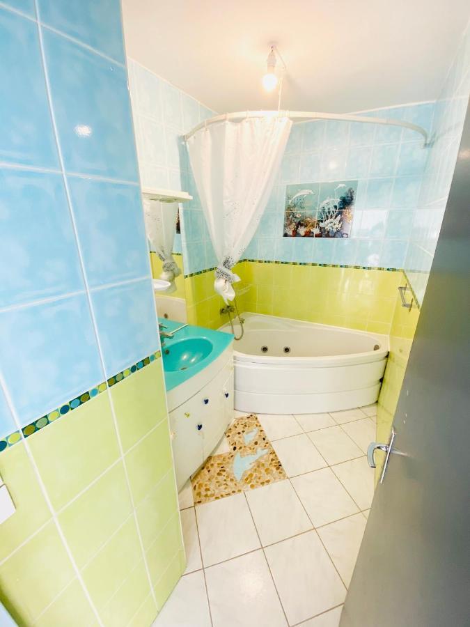 Appartement Proche Centre Ville + Parking Gratuit Rouen Kültér fotó